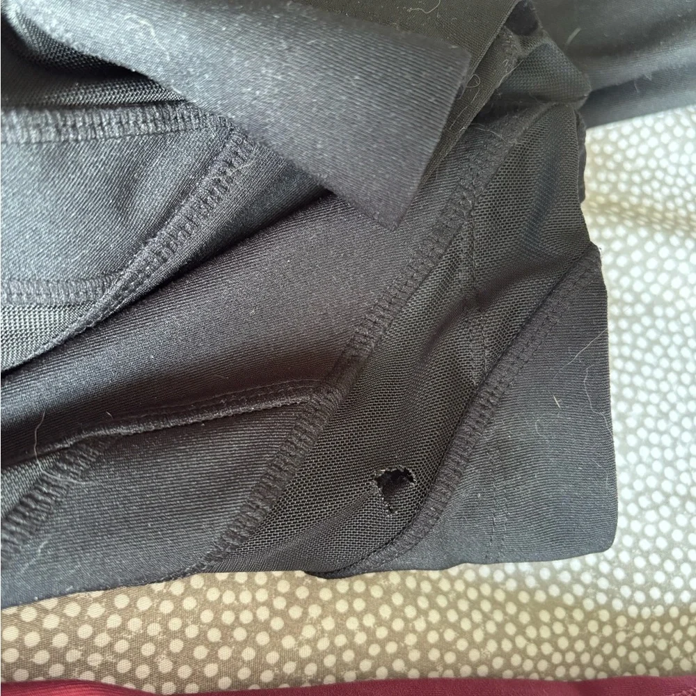 Mondetta Black and Burgundy Leggings Set - Picture 2 of 2